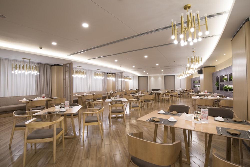 Jin Jiang Pine City Hotel Şanghay Dış mekan fotoğraf