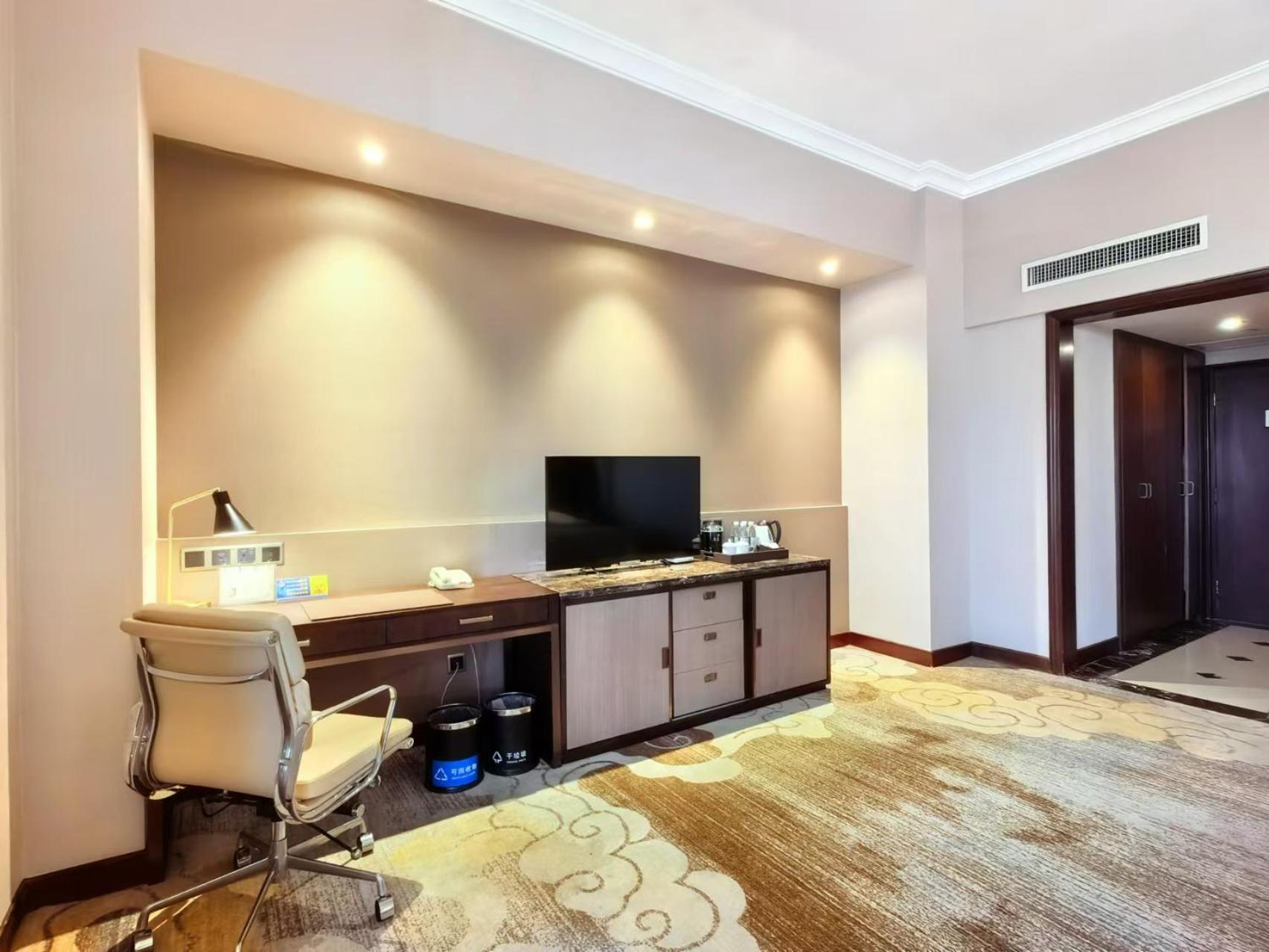 Jin Jiang Pine City Hotel Şanghay Dış mekan fotoğraf